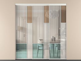 Алюминевая перегородка vnt3_8 Алюминий светло-серый Четыре стекла. Цвет Алюминий светло-серый. Материал Алюминий в эмали. Коллекция Перегородка Mosaic внутри проёма 3 створки с синхронным механизмом. Картинка.